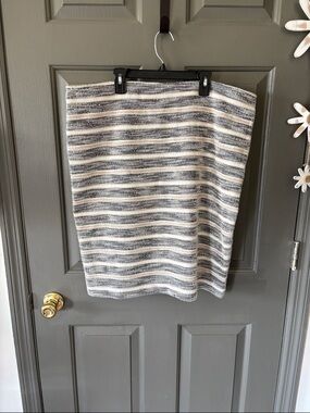 Ann Taylor Striped Textured Pencil Skirt